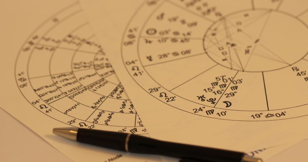 12星座の性格完全ガイド|表の顔・裏の顔・恋愛での出方を心理学で深掘り